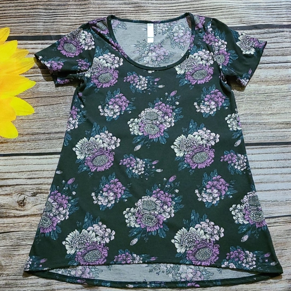 LuLaRoe Classic Tee Vintage Wash